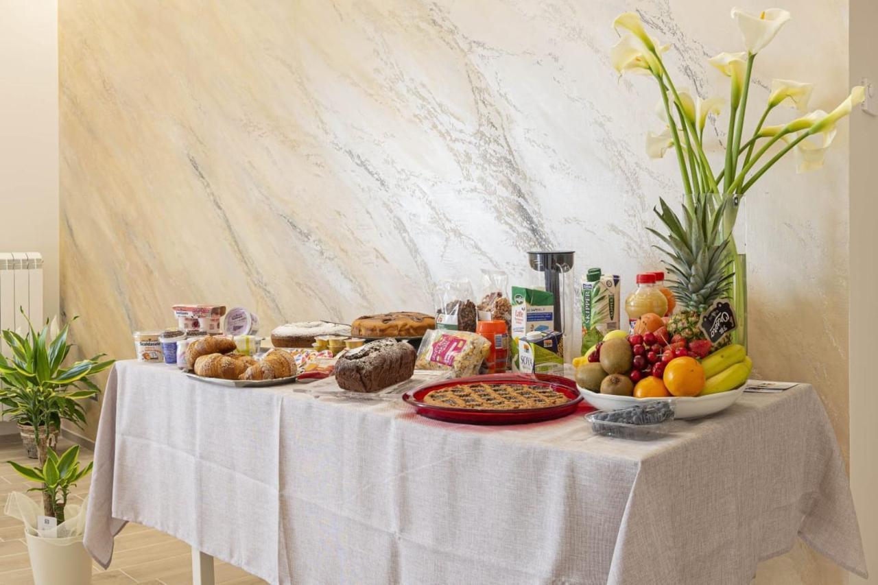 B&B Alba Sul Mare Guest House Massignano Eksteriør billede